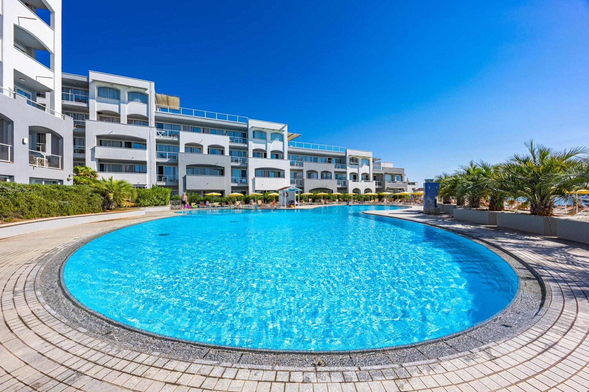 Family Resort Del Mar Banjole Luaran gambar
